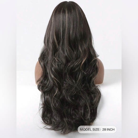 Black, dark brown 28 inch wig - Picture 2 of 8